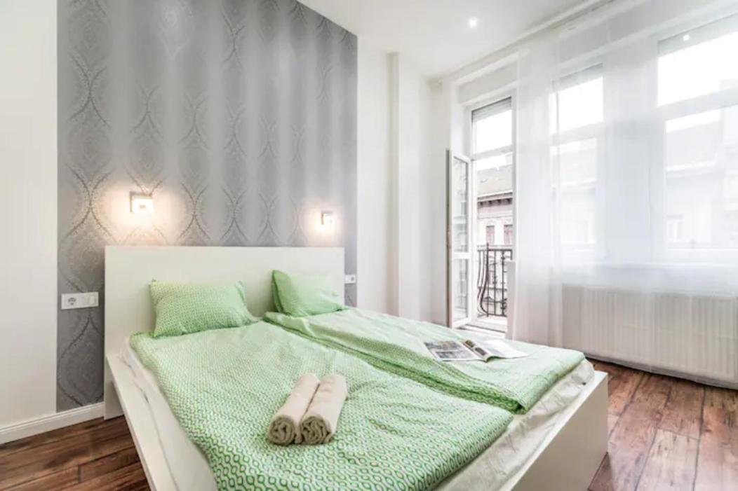 Hi-Bp Design Home Apartments In The Heart Of ブダペスト エクステリア 写真