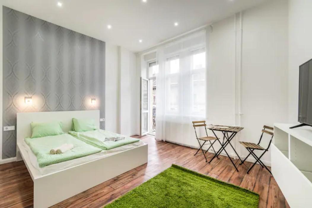 Hi-Bp Design Home Apartments In The Heart Of ブダペスト エクステリア 写真