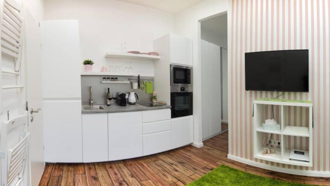 Hi-Bp Design Home Apartments In The Heart Of ブダペスト エクステリア 写真