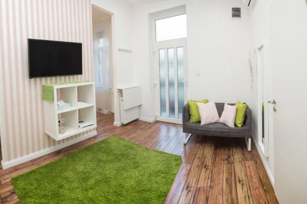 Hi-Bp Design Home Apartments In The Heart Of ブダペスト エクステリア 写真