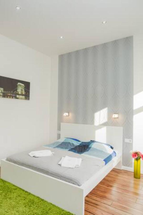 Hi-Bp Design Home Apartments In The Heart Of ブダペスト エクステリア 写真